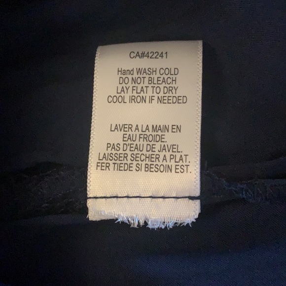 Young fabulous & broke top - Picture 11 of 12